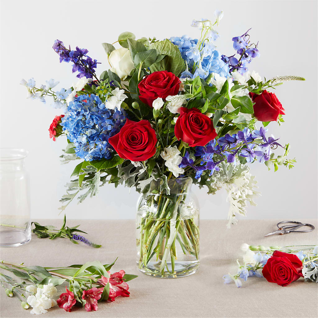 Star Spangled - A Florist Original – MC INERNEY'S FLOWER SHOP & GREENHOUSE, Middletown CT