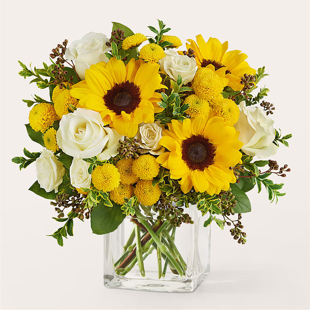 Luminous Morning Bouquet – MC INERNEY'S FLOWER SHOP & GREENHOUSE, Middletown CT