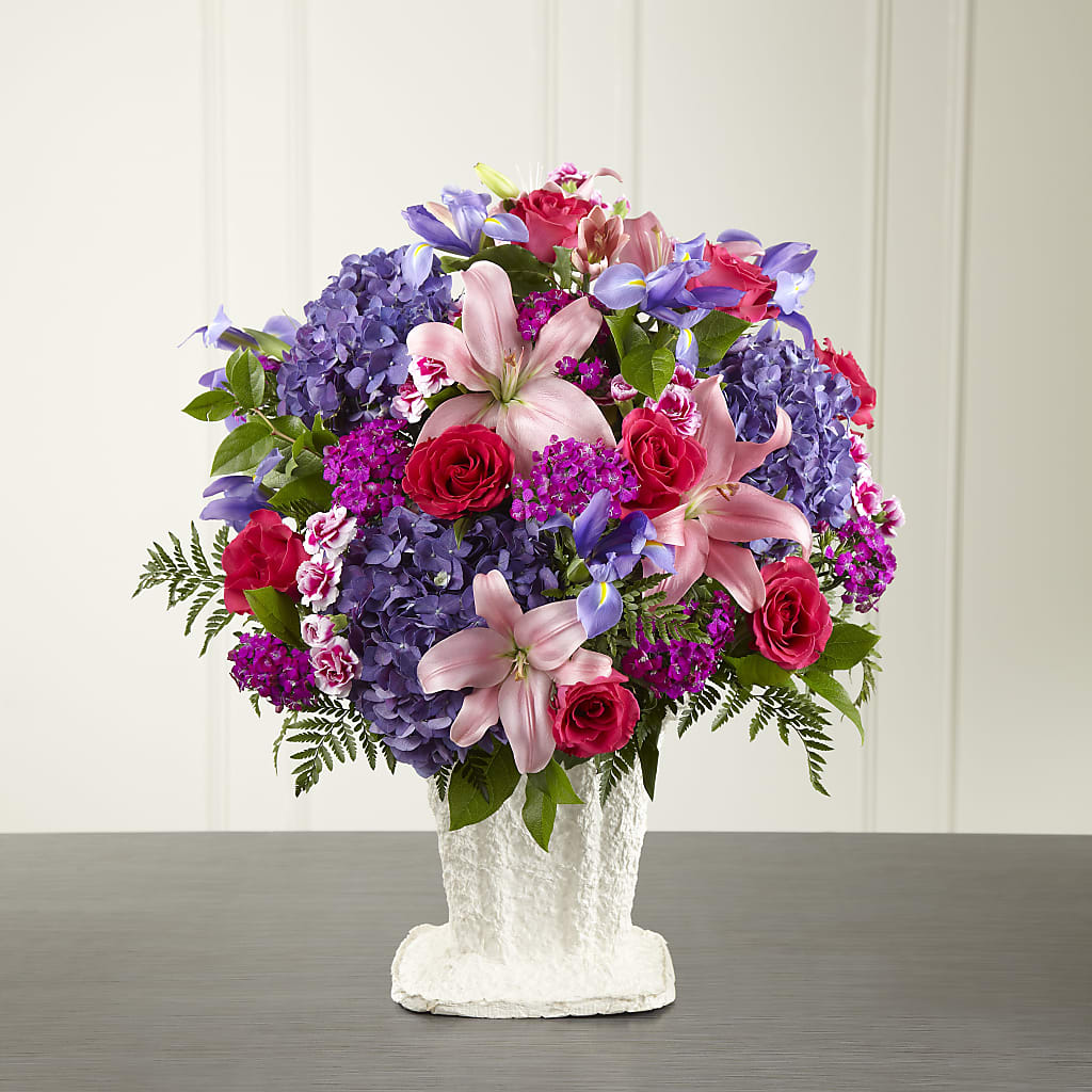 We Fondly Remember Arrangement – MC INERNEY'S FLOWER SHOP & GREENHOUSE, Middletown CT