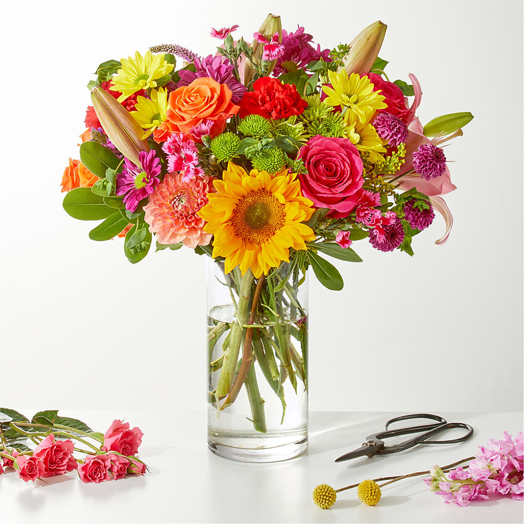 Cue the Confetti - A Florist Original – MC INERNEY'S FLOWER SHOP & GREENHOUSE, Middletown CT