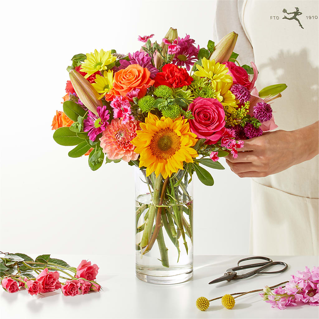 Cue the Confetti - A Florist Original – MC INERNEY'S FLOWER SHOP & GREENHOUSE, Middletown CT
