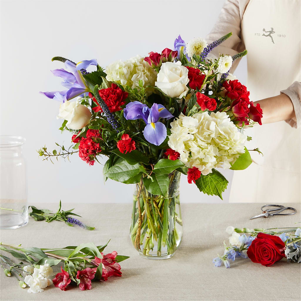 Star Spangled - A Florist Original – MC INERNEY'S FLOWER SHOP & GREENHOUSE, Middletown CT
