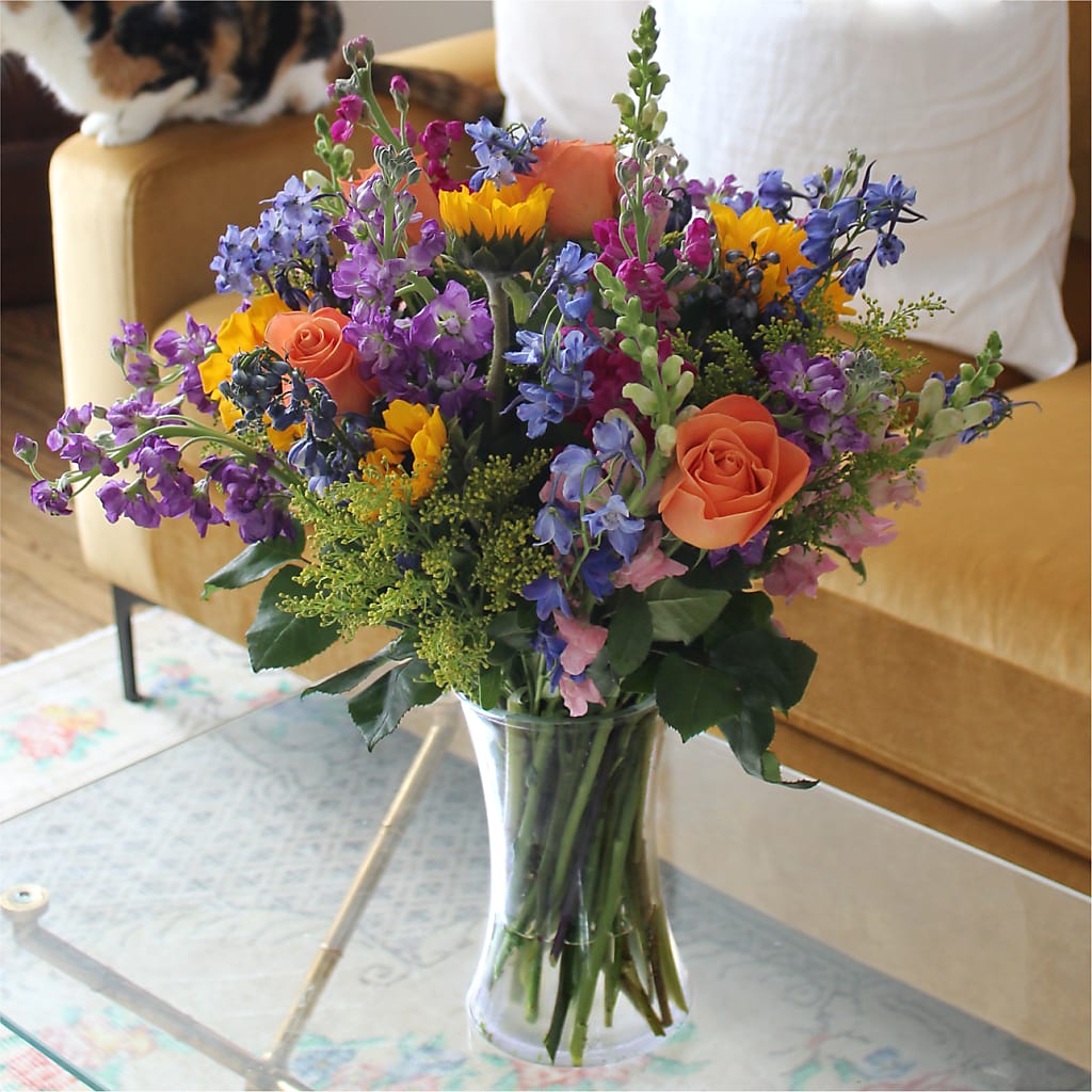 Rays of Life Bouquet – MC INERNEY'S FLOWER SHOP & GREENHOUSE, Middletown CT