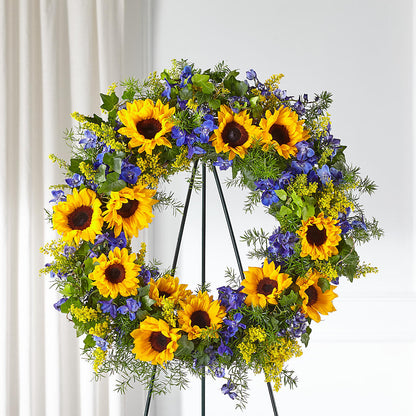 Bright Rays Wreath – MC INERNEY'S FLOWER SHOP & GREENHOUSE, Middletown CT