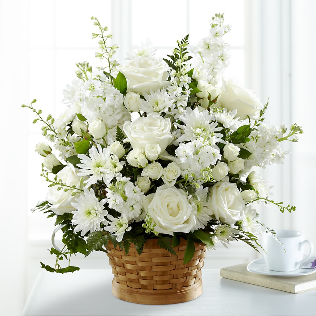 Heartfelt Condolences Arrangement – MC INERNEY'S FLOWER SHOP & GREENHOUSE, Middletown CT