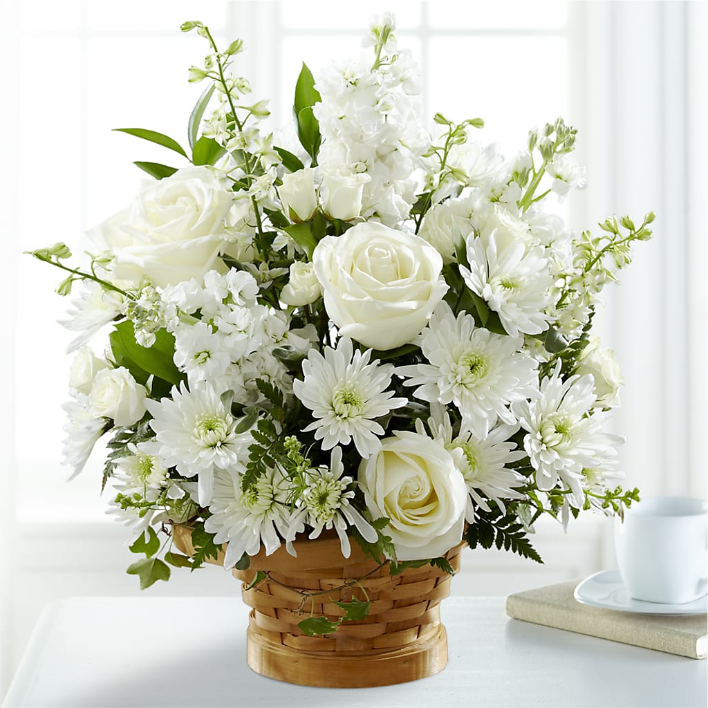 Heartfelt Condolences Arrangement – MC INERNEY'S FLOWER SHOP & GREENHOUSE, Middletown CT